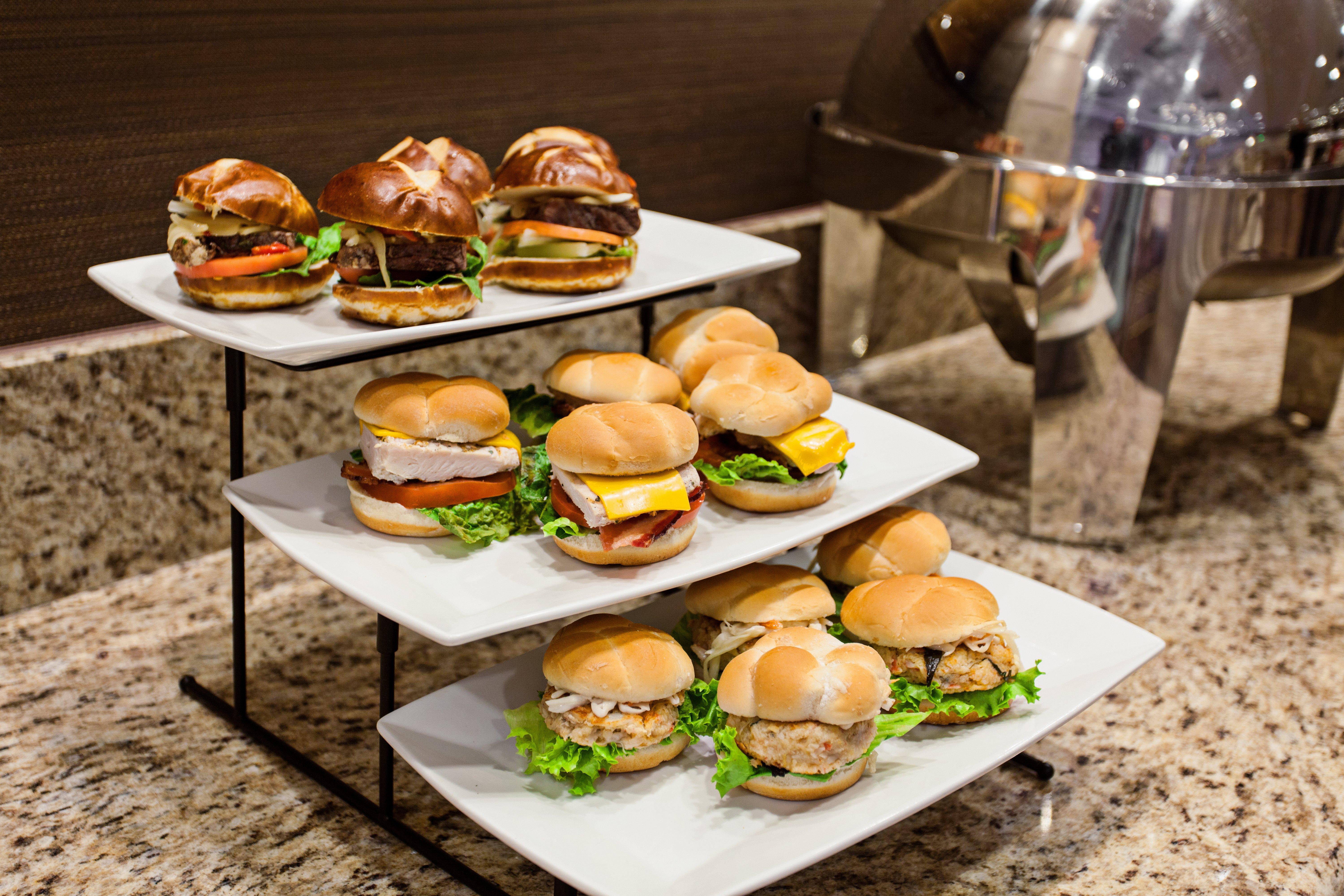 Holiday Inn Long Beach - Airport By Ihg Exterior photo