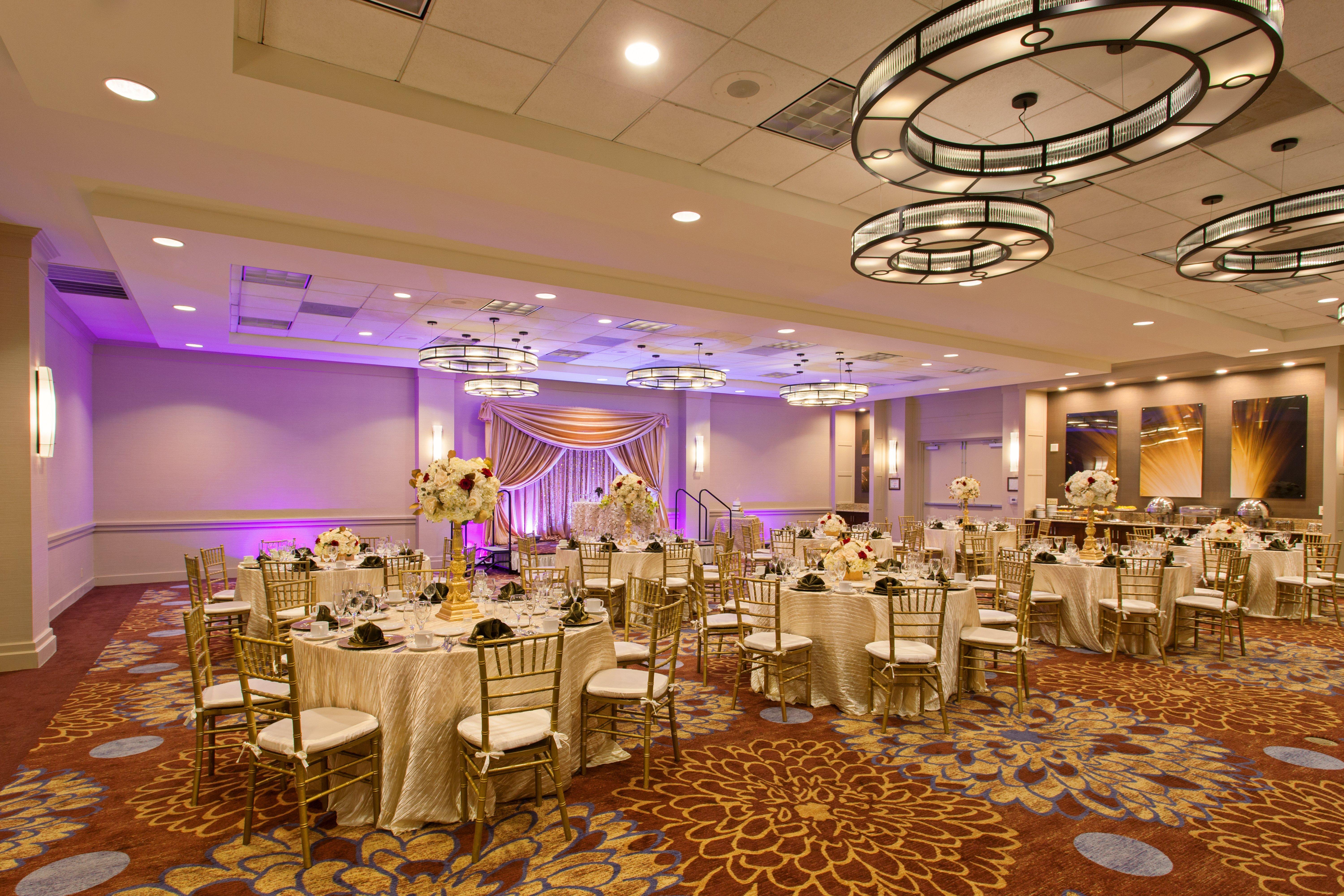 Holiday Inn Long Beach - Airport By Ihg Exterior photo